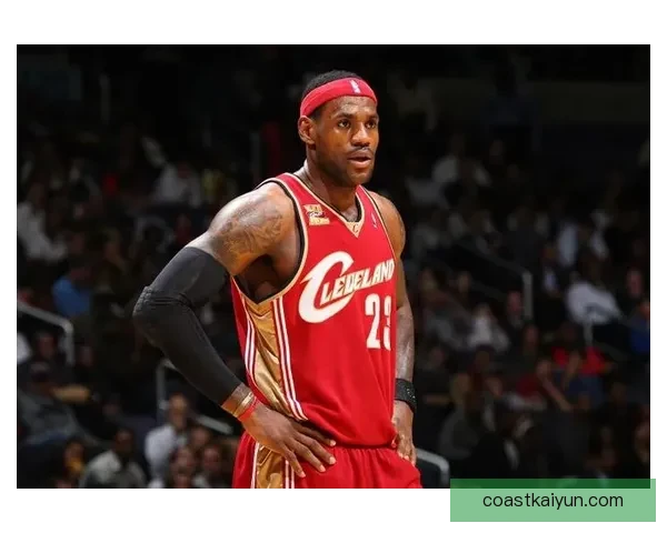 戴维斯表现稳健，场均覆盖范围持续提升，成为球队中场核心