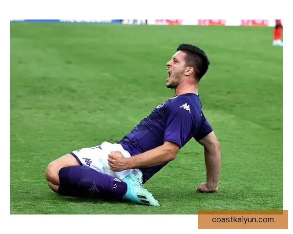 英超曼联状态回暖，曼城持续保持竞争力分析